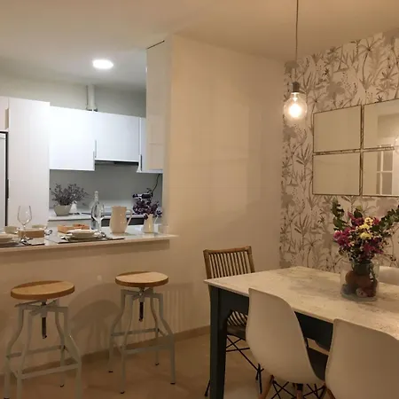 Apartment Apartamento Pajaritos Seville